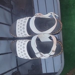 Dr Martens Stud Voss Sandals